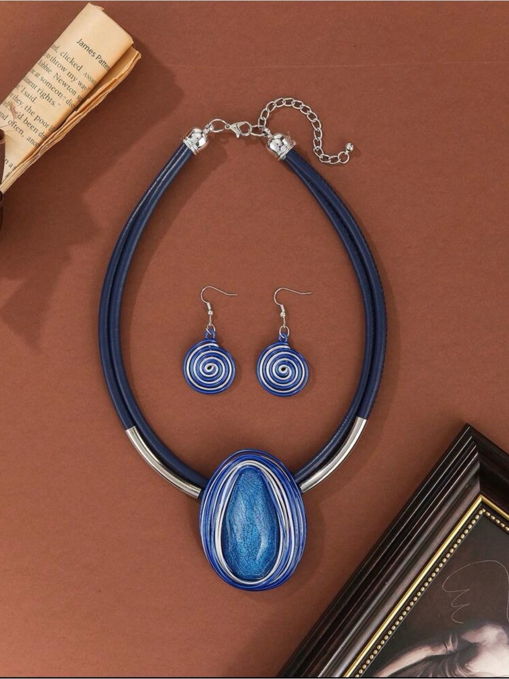 Elegant Blue Statement Necklace & Earring Set - Unbranded